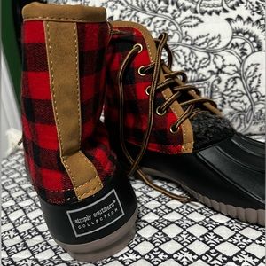 Simply Southern Duck Boots NWOT